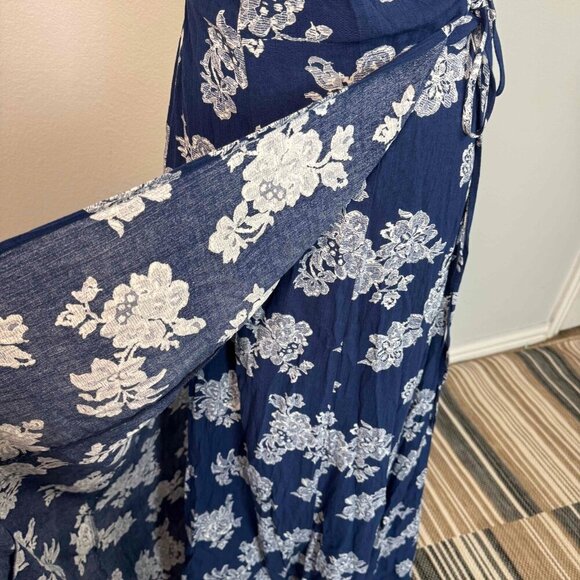 Lulus Women's Heart of Marigold Wrap Maxi Dress 100% Rayon Floral Navy Blue Sz L - Picture 4 of 16